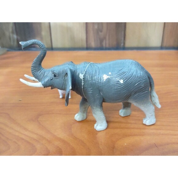 Greenbrier International Misc Animals, Lot of 7 Animals Lion Tiger Giraffe Dog - Picture 9 of 11